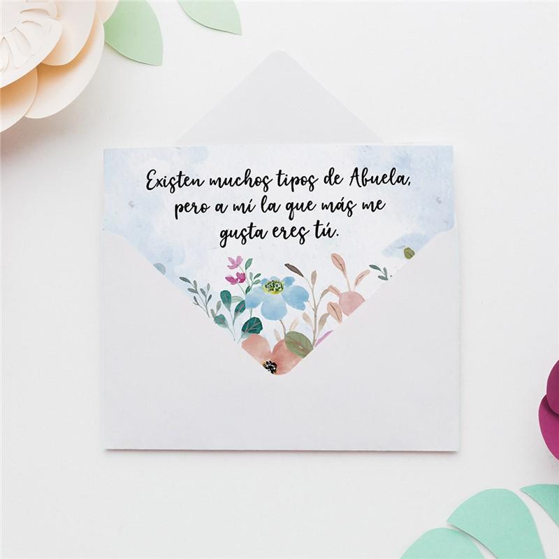 MINICARD: Existen muchos tipos de abuela, pero a mí...